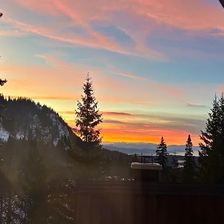 Vikendica - Uz Stazu